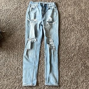 American eagle distressed mom jean